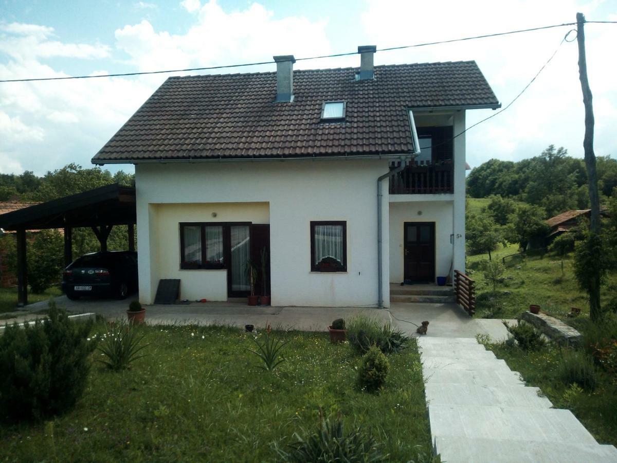Studio Apartment Ivona & Tin Slunj Exterior foto