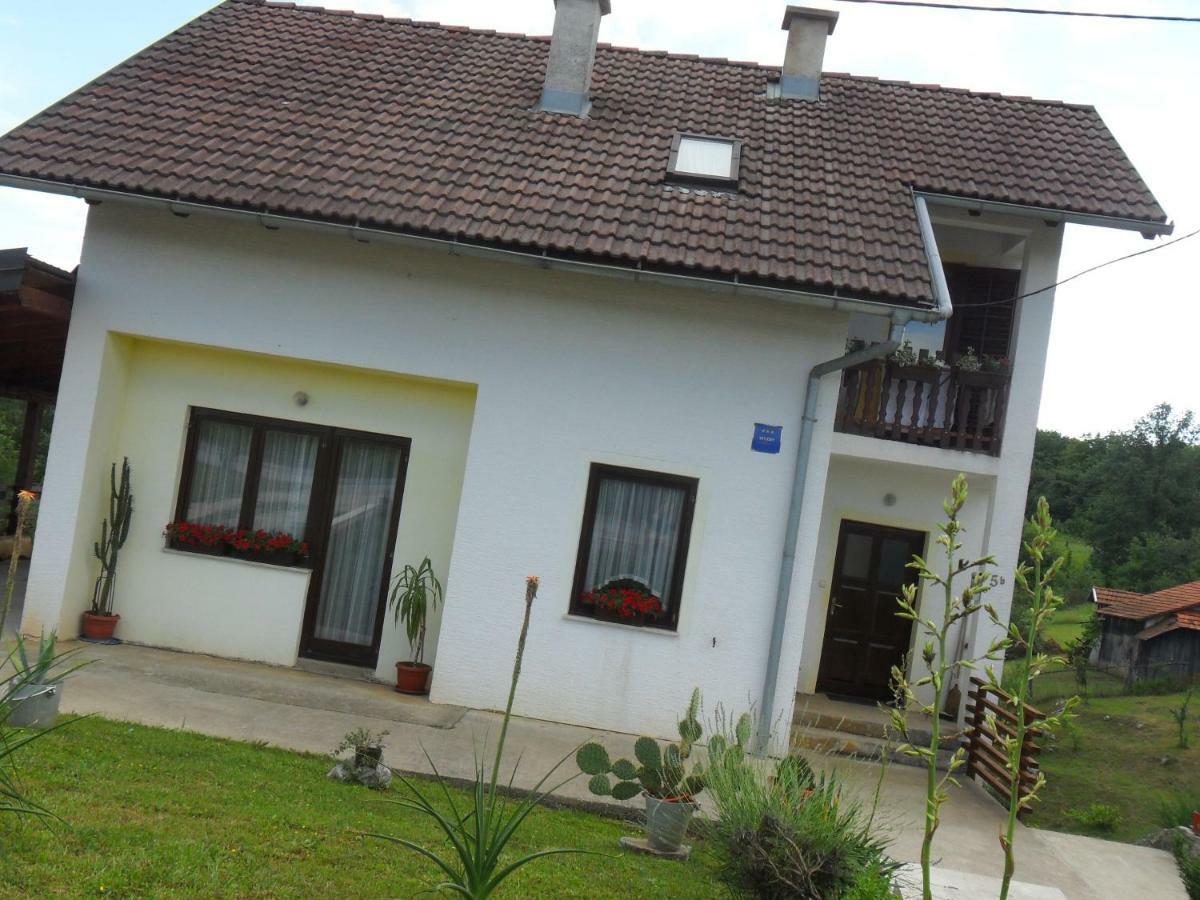 Studio Apartment Ivona & Tin Slunj Exterior foto
